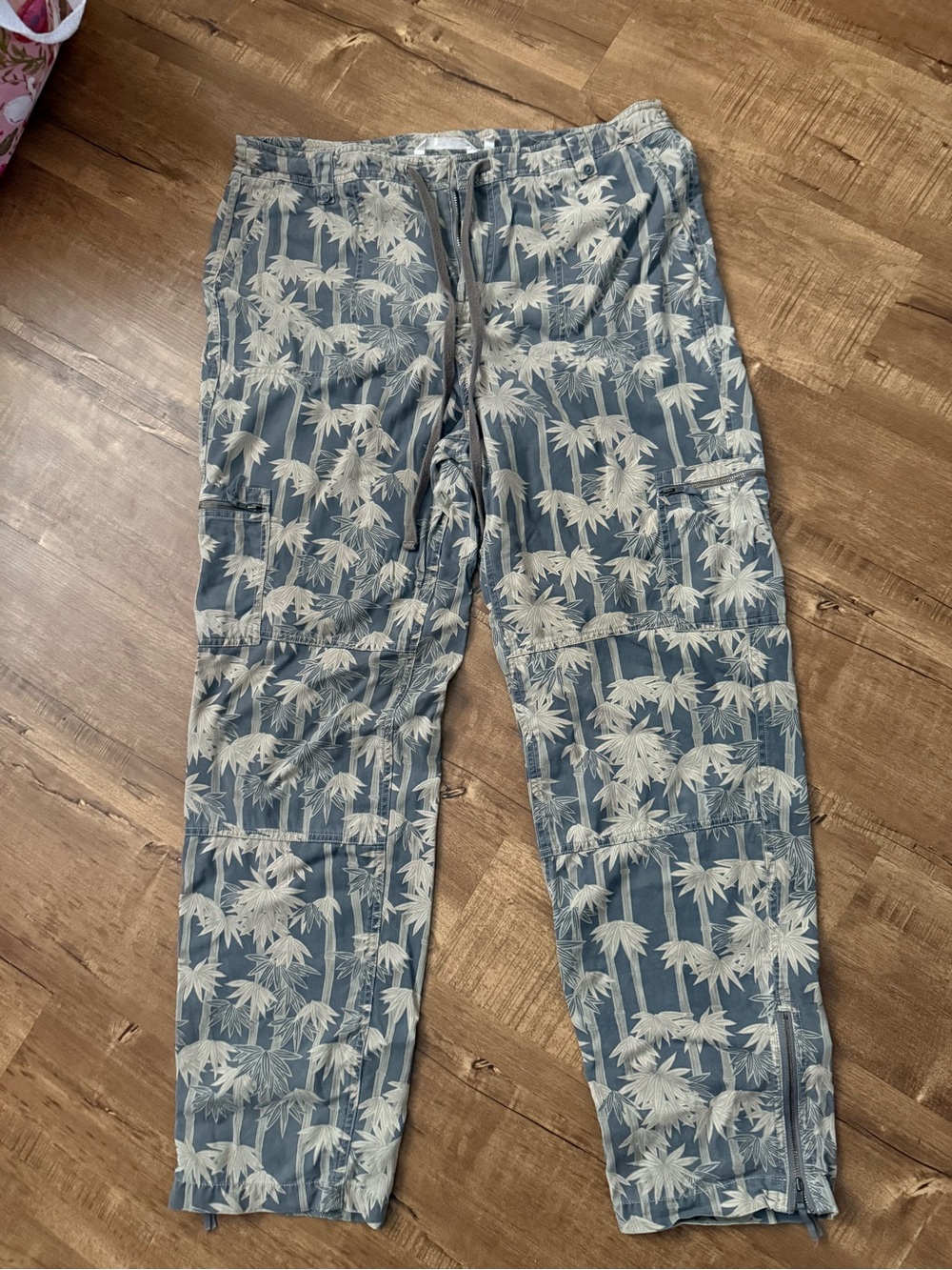 Soft Surroundings utility cargo pants LT
